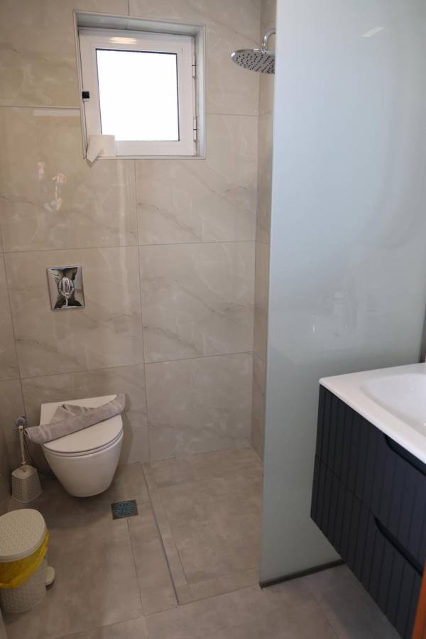Large Single Room